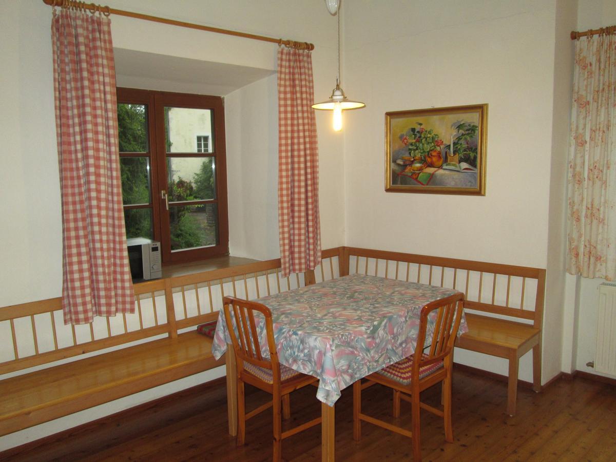 Schloss Manndorf Gaestehaus Kotschach-Mauthen Ngoại thất bức ảnh